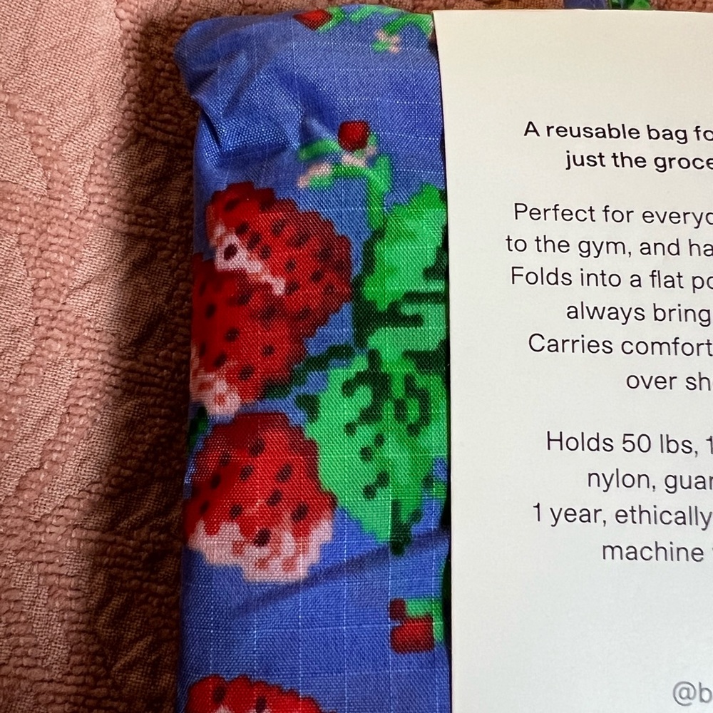 NWT Baggu Wild Strawberry Standard Reusable Bag - Picture 4 of 5